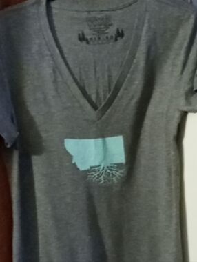 NWOT WYR clothing Montana State Tee